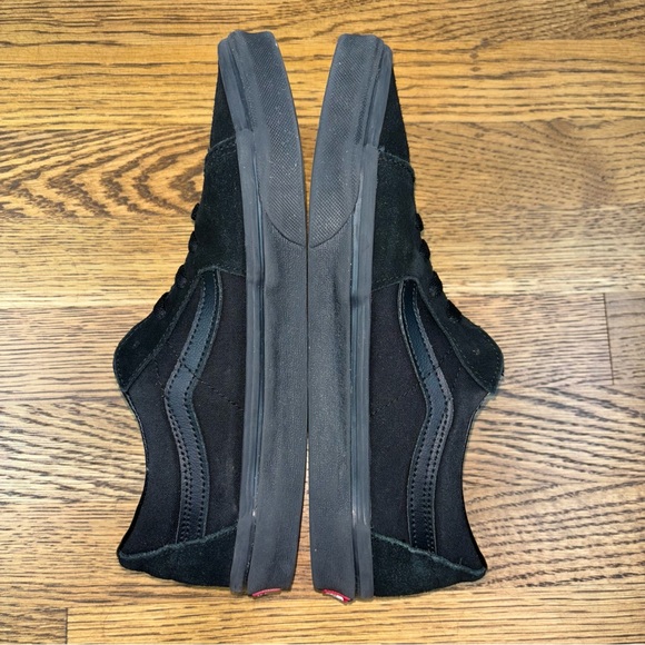 Vans Old Skool Low-Top Black Suede Mens Size 9.5 Womens Size 11 - Picture 5 of 11